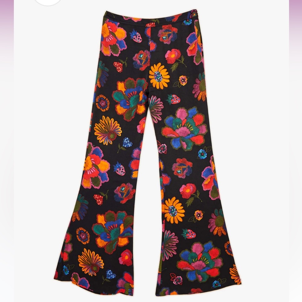 NWT Farm Rio Lilys Garden Floral Flare Pants | XS | Anthropologie
